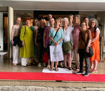 ASHRAMS & AYURVEDA ADVENTURE TOUR